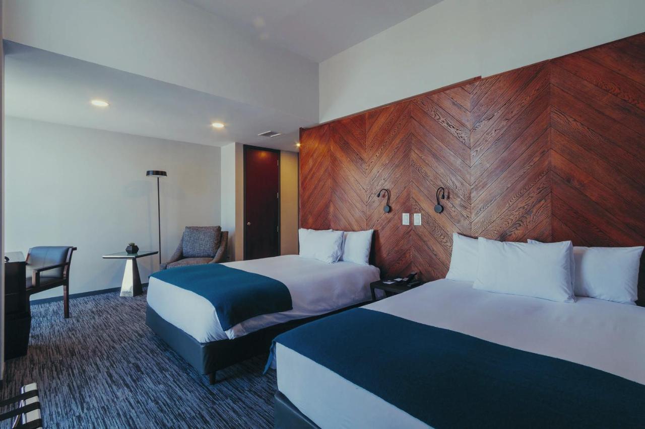 Atix Hotel 5*